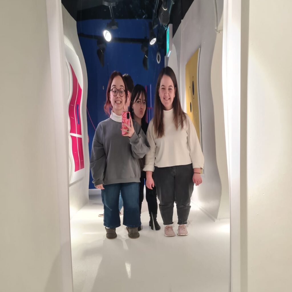 6b6f8405 10fb 473a 8a8d fd4e23de75d7